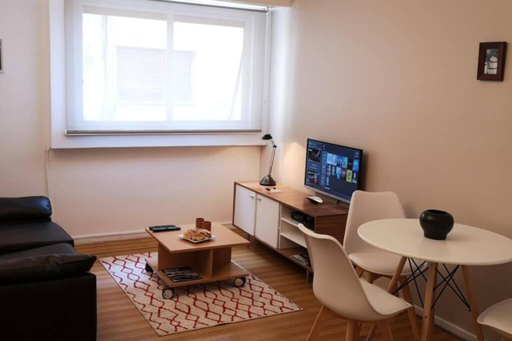 2 Ambientes En Almagro En Av Corrientes Para 2 Personas Apartment Buenos Aires Exterior photo